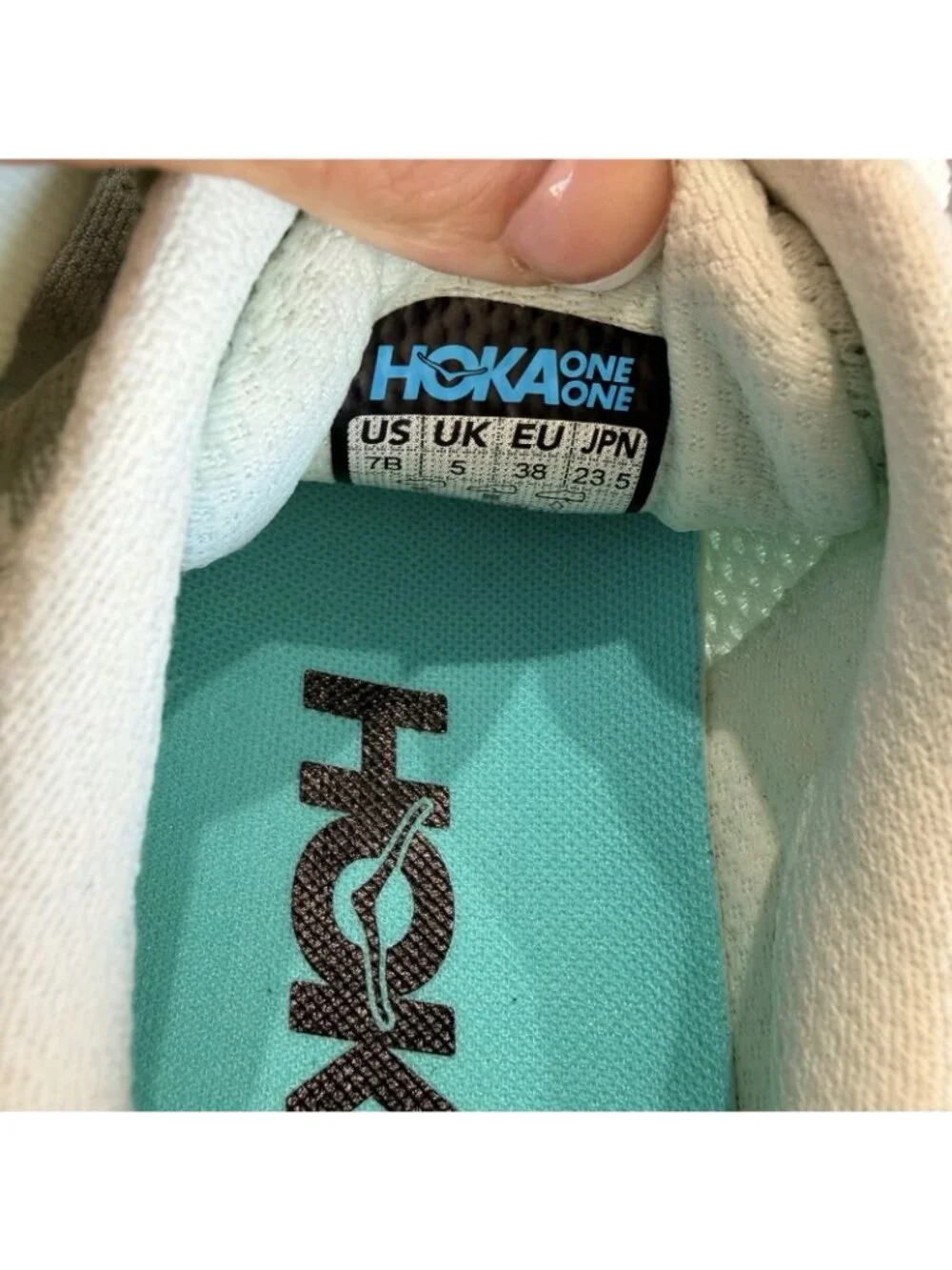 Hoka One One Clifton 10 Womens Size 7 B Sea Glass Neon Running Shoes Sneakers